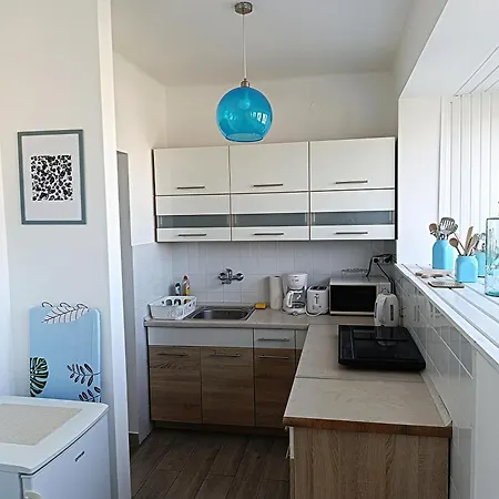 Apartment Eleven *